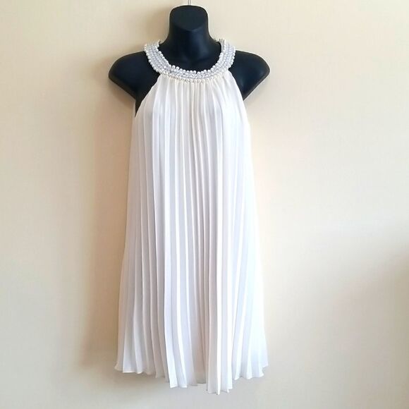 Speechless Cream Pleated Dress Sz Small - Picture 5 of 12